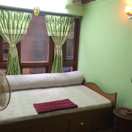 Ajima Guest House Бхактапур Экстерьер фото
